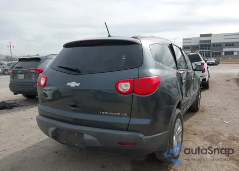 2010 Chevrolet Traverse Ls z USA, uszkodzony, nr VIN 1GNLREED6AJ263575